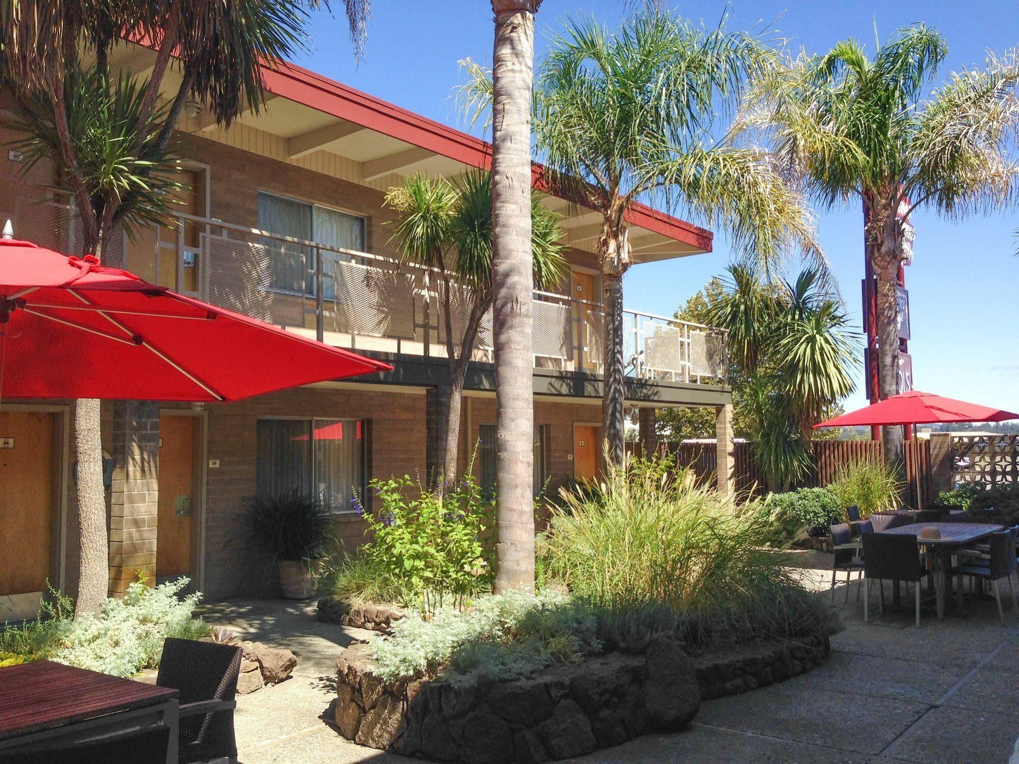 Dr Wilkinsons Backyard Resort And Mineral Springs A Member Of Design Hotels Calistoga Exteriér fotografie